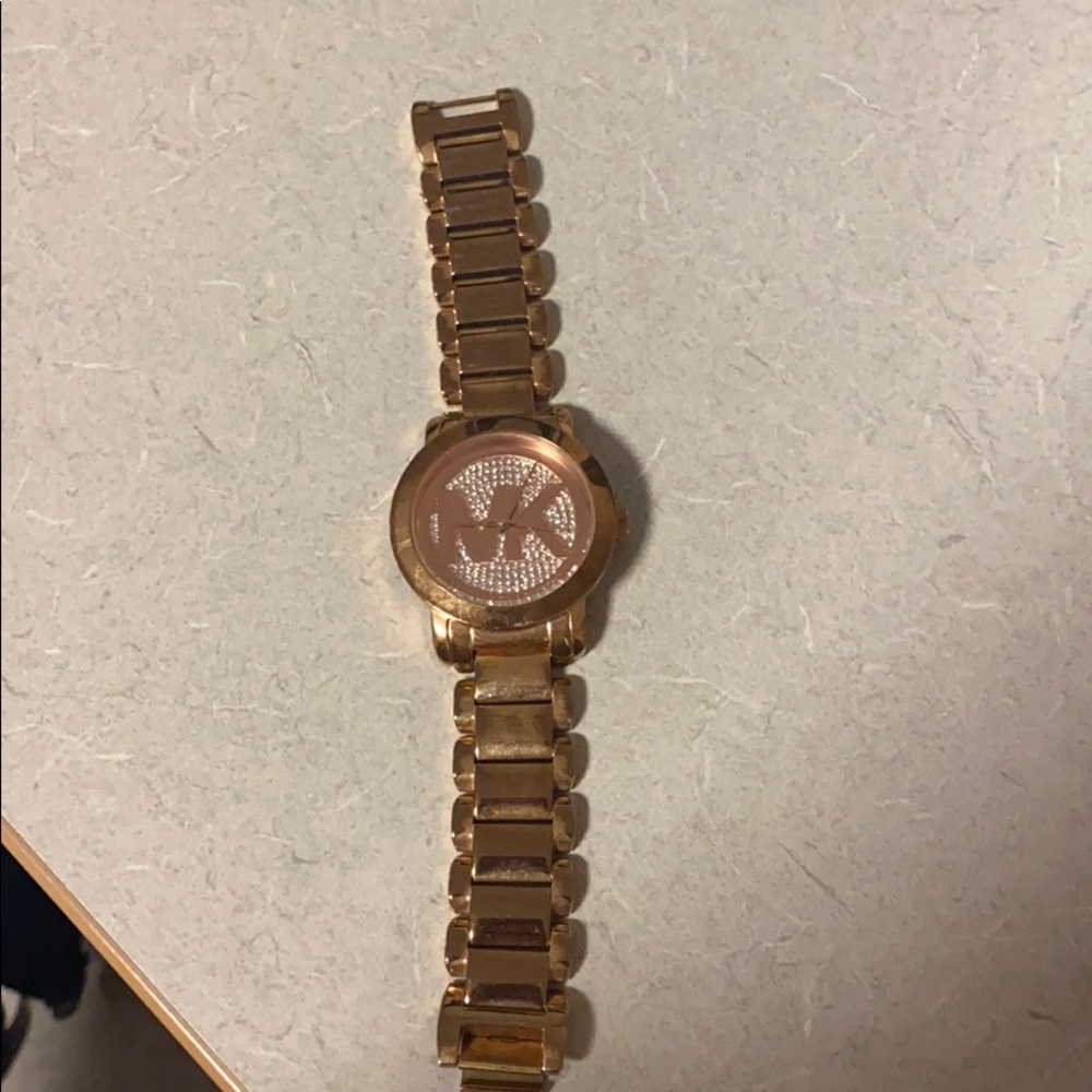 Michael Kors watch with crystals (rose gold)